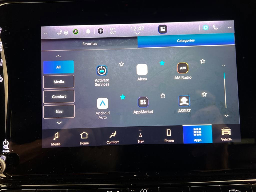 Used 2024 Jeep Wagoneer L Series II image 64