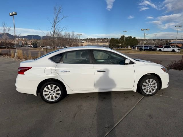 Used 2018 Nissan Sentra S image 9