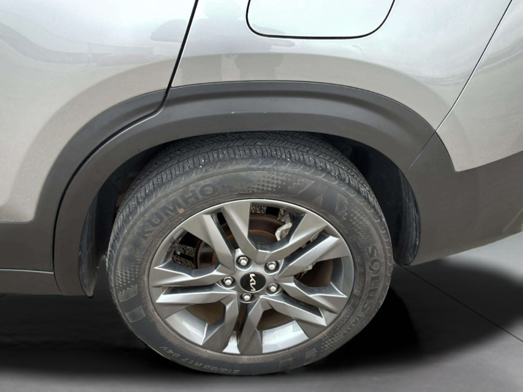 Used 2023 Kia Seltos S FWD image 30