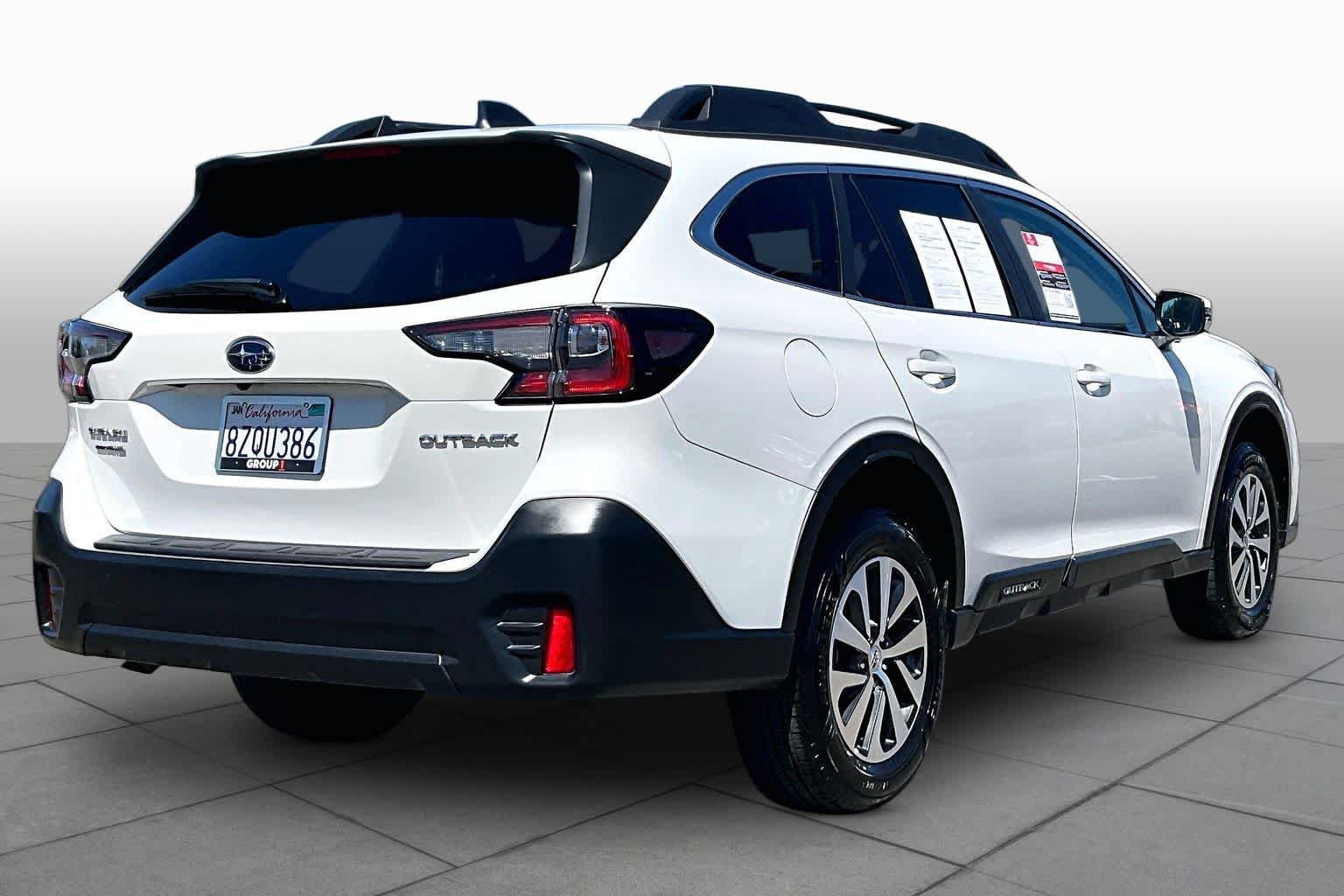 Used 2022 Subaru Outback Premium AWD/4WD image 12