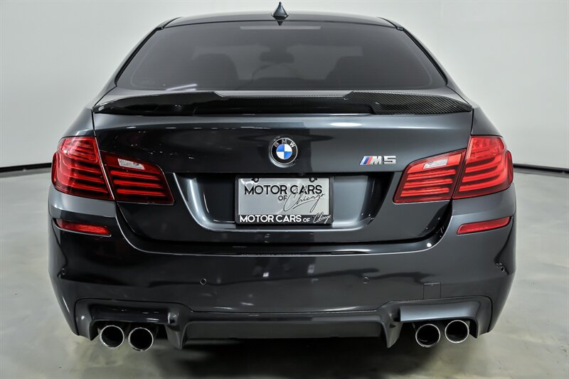 Used 2015 BMW M5 RWD image 9
