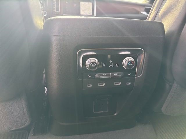 Certified 2024 GMC Yukon Denali Ultimate image 24