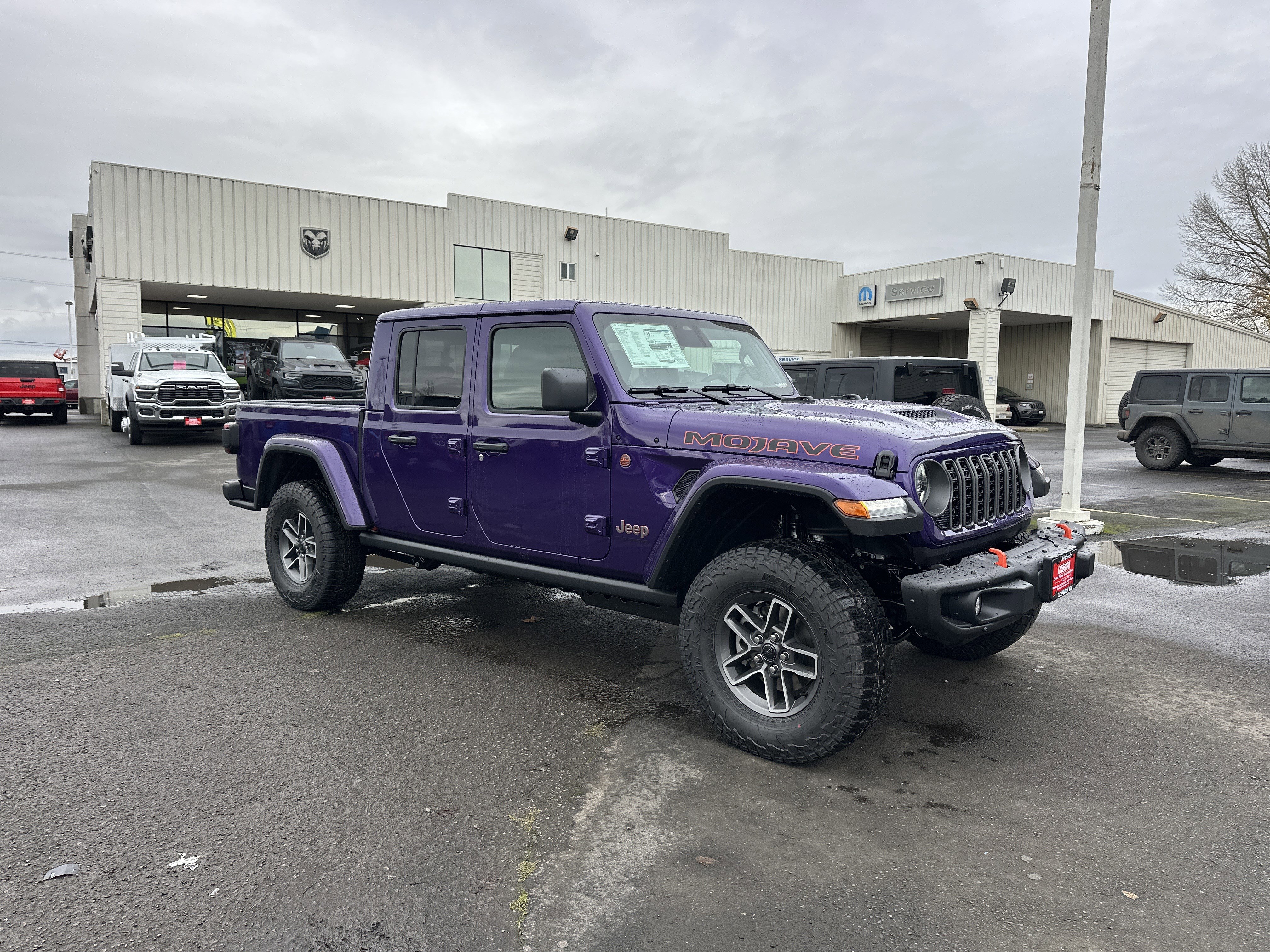 New 2026 Jeep Gladiator Mojave image 7