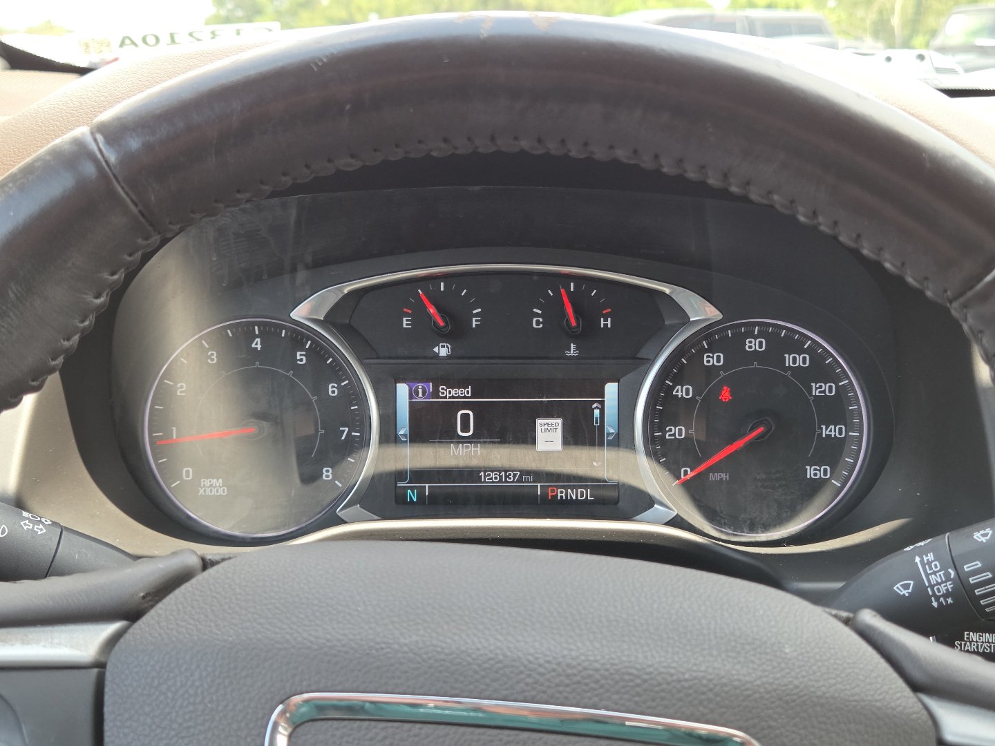 Used 2017 GMC Acadia SLT FWD image 29