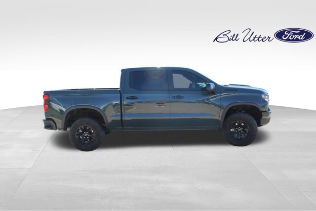 Used 2026 Chevrolet Silverado 1500 ZR2 w/ Dark Appearance Package image 4