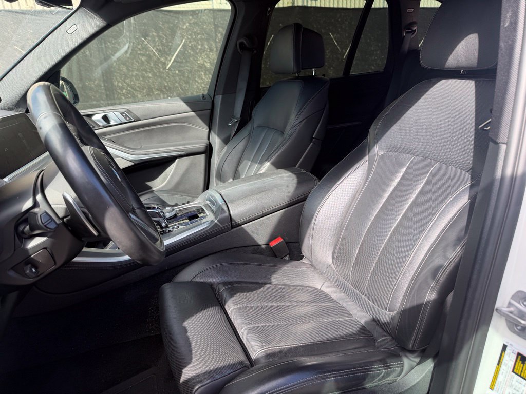 Used 2021 BMW X5 M50i w/ Executive Package AWD/4WD image 7