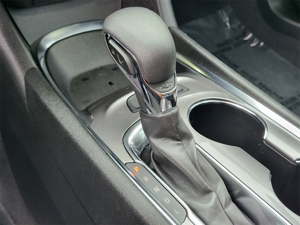 Used 2022 Chevrolet Malibu LT image 24