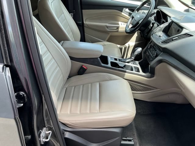 Used 2019 Ford Escape SEL FWD image 19