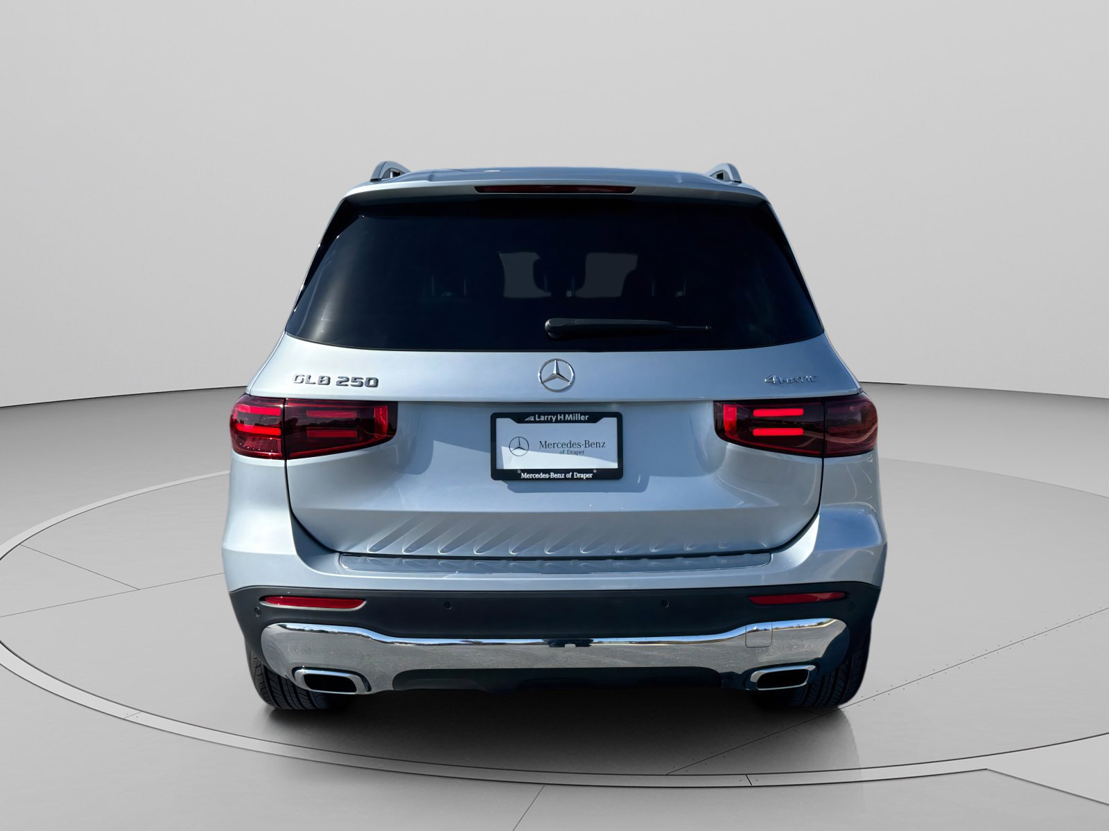 New 2026 Mercedes-Benz GLB 250 4MATIC image 4