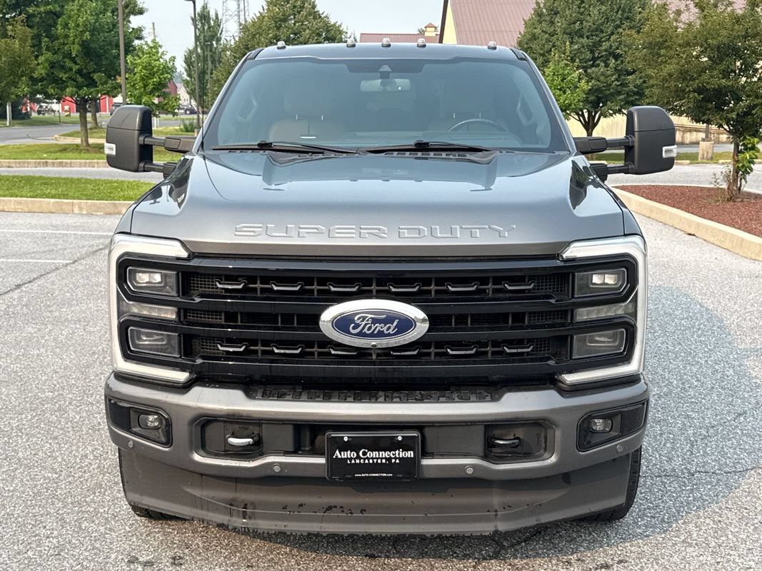 Used 2023 Ford F250 Platinum AWD/4WD image 3