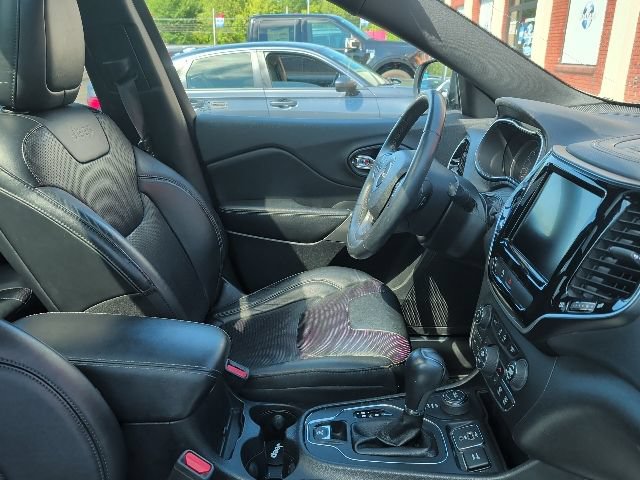 Used 2019 Jeep Cherokee High Altitude AWD/4WD image 4
