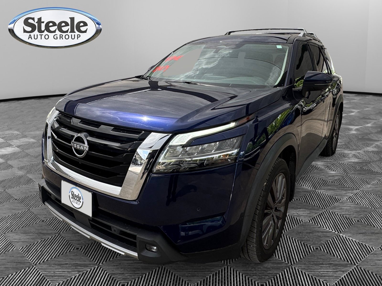 Used 2022 Nissan Pathfinder SL w/ SL Premium Package