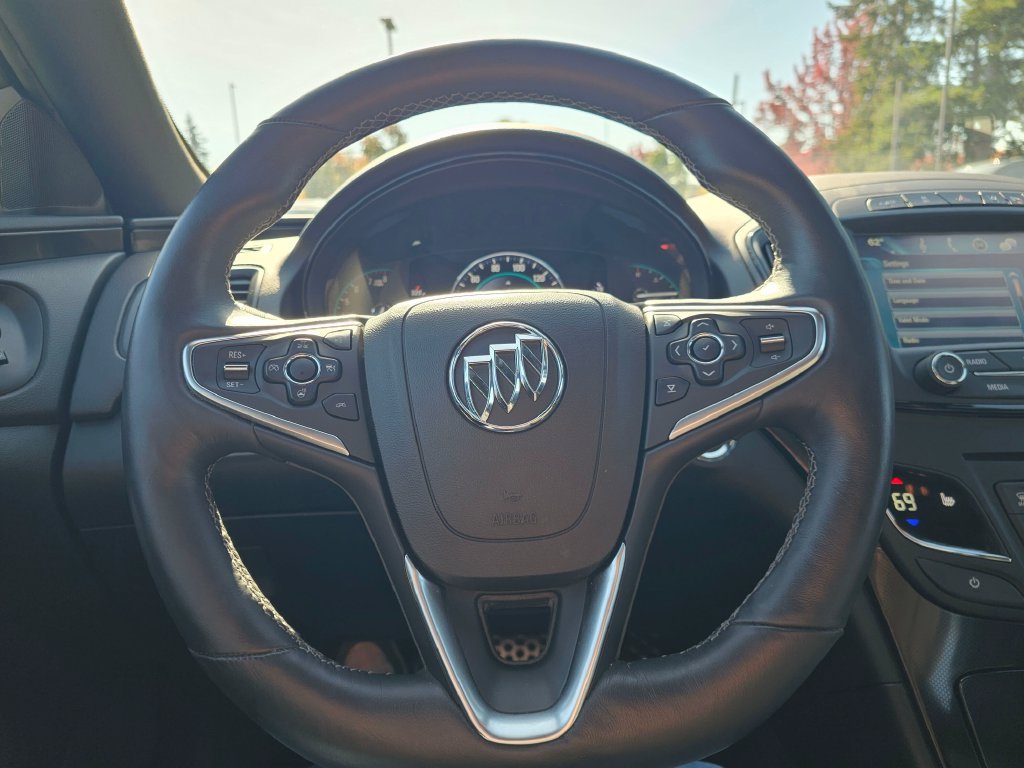 Used 2017 Buick Regal GS w/ Driver Confidence Package #2 AWD/4WD image 26
