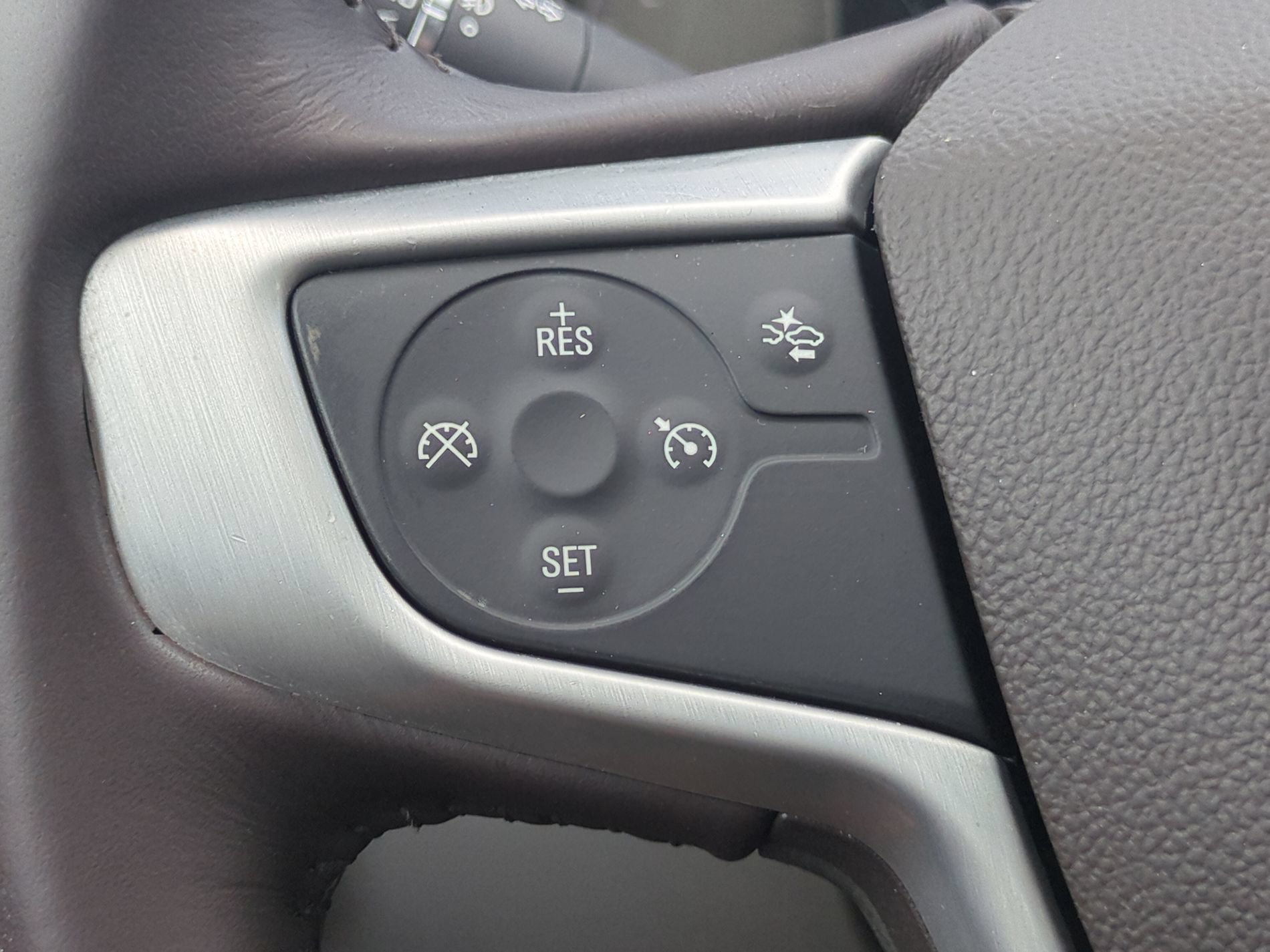 Used 2018 GMC Acadia SLT FWD image 26