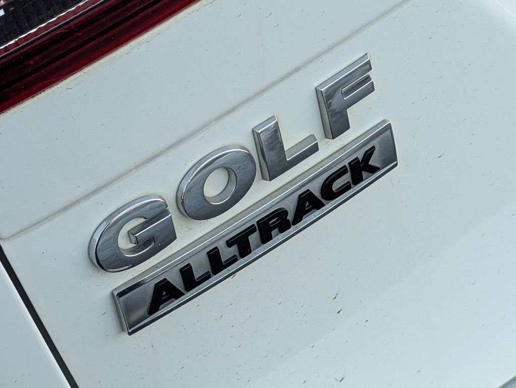Used 2017 Volkswagen Golf Alltrack SE image 11