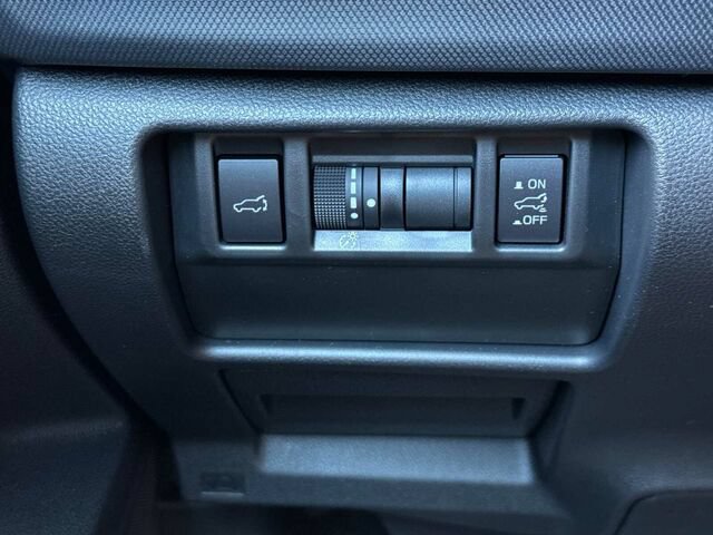 Used 2026 Subaru Forester Premium AWD/4WD image 31