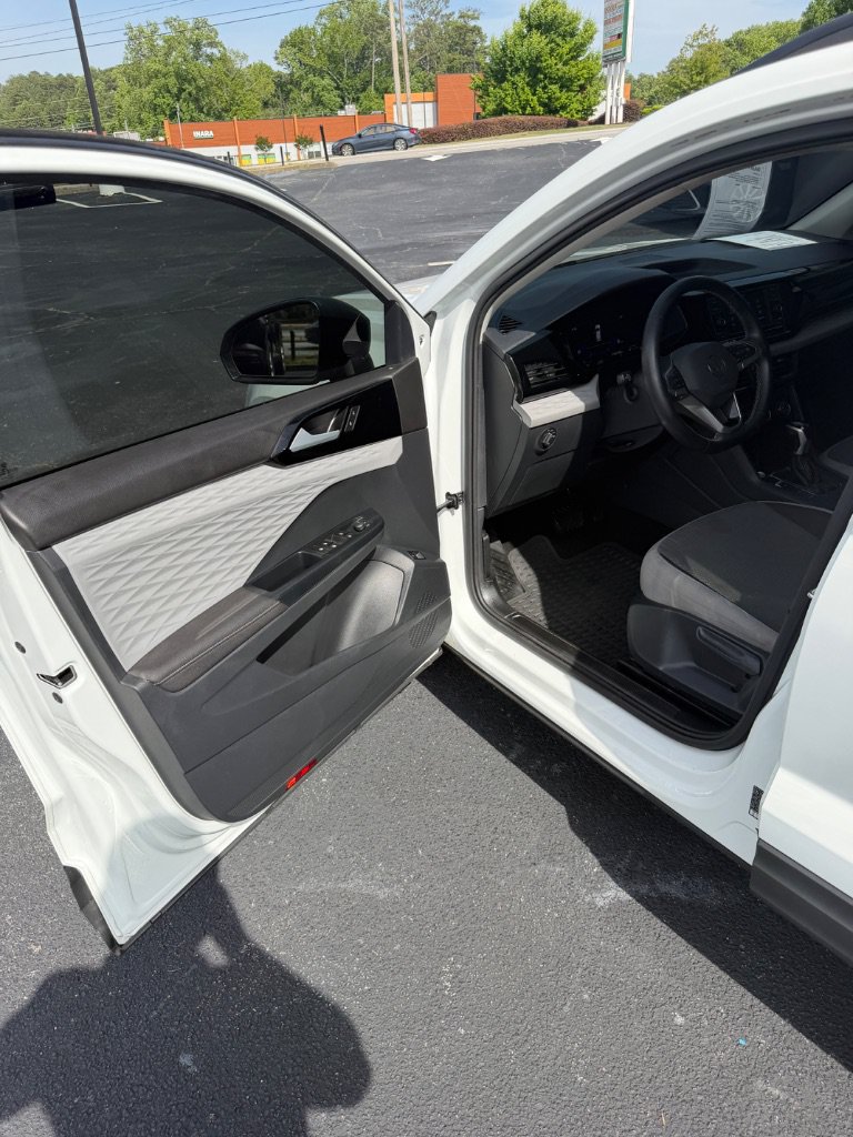 Used 2024 Volkswagen Taos S FWD image 15