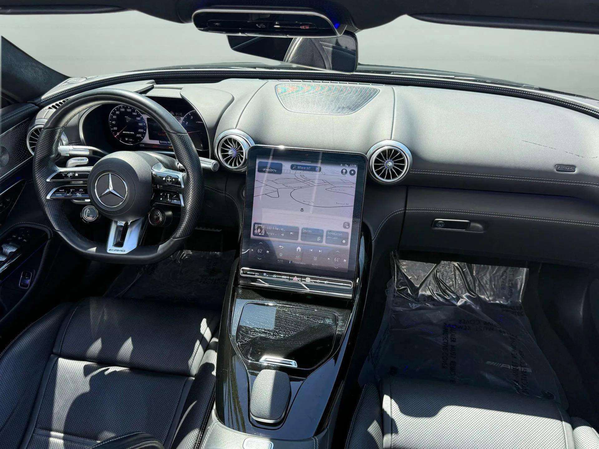 Used 2022 Mercedes-Benz SL 63 AMG 4MATIC image 40