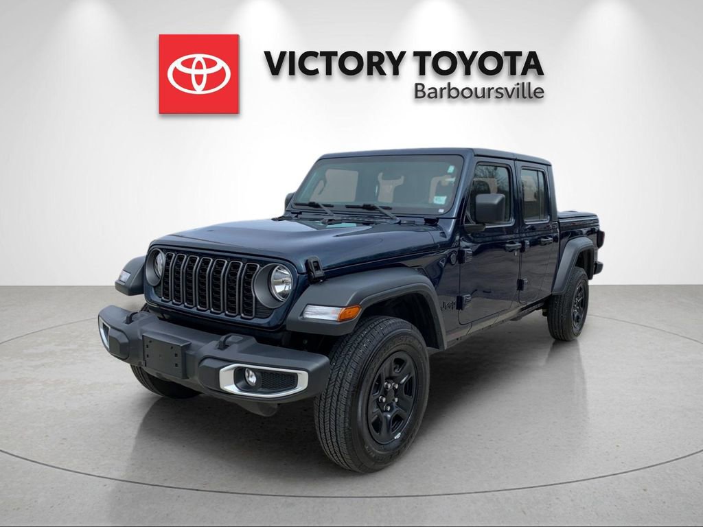 Used 2025 Jeep Gladiator Sport image 1