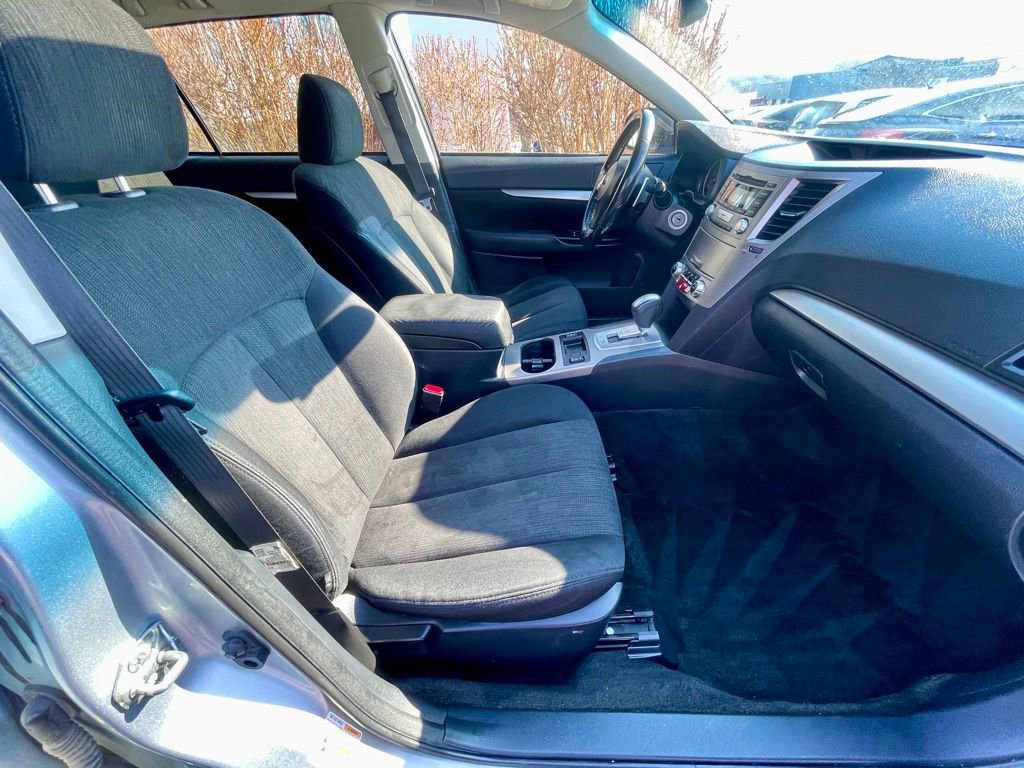 Used 2013 Subaru Outback 2.5i Premium image 12