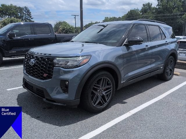 Certified 2025 Ford Explorer ST AWD/4WD image 2