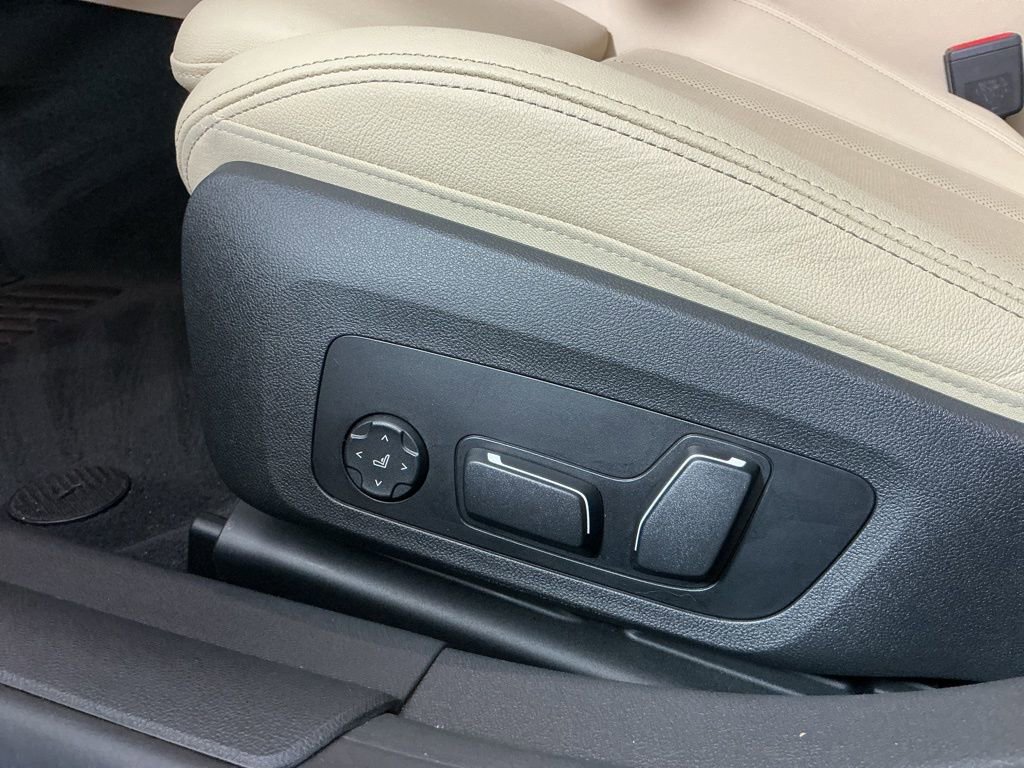 Certified 2025 BMW 430i w/ Parking Assistance Package RWD image 20