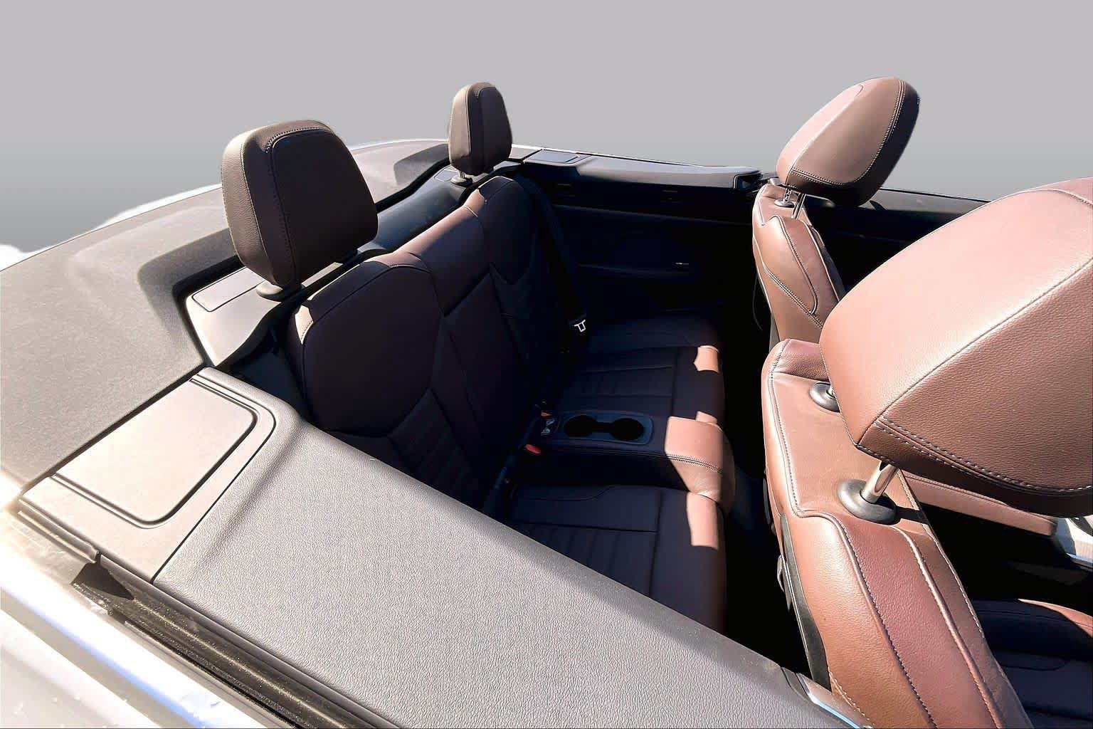 Used 2026 BMW 430i Convertible RWD image 19