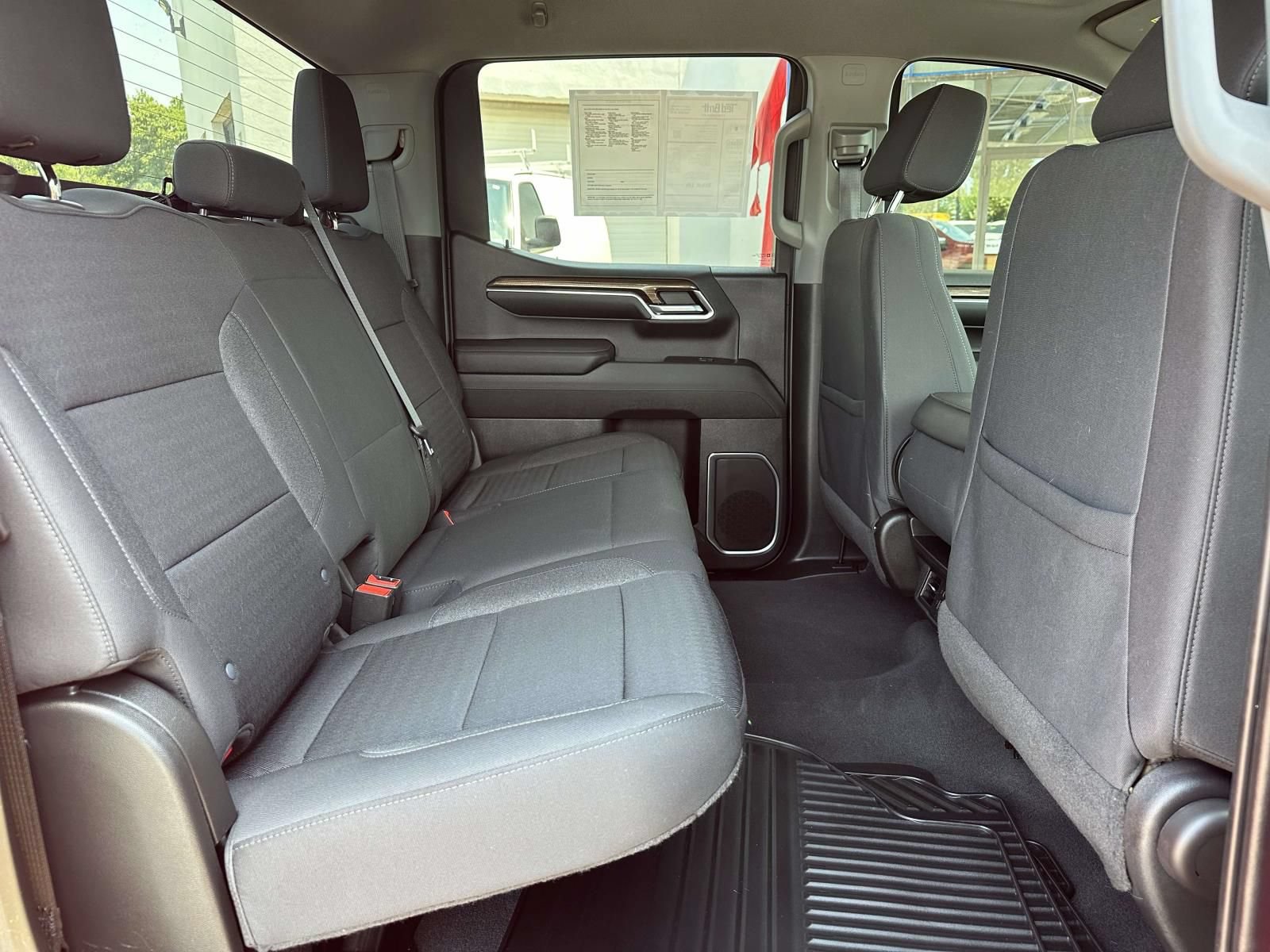 Certified 2023 Chevrolet Silverado 1500 LT AWD/4WD image 28