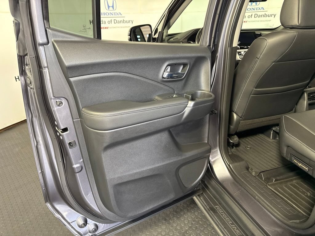 Used 2022 Honda Ridgeline RTL-E image 11