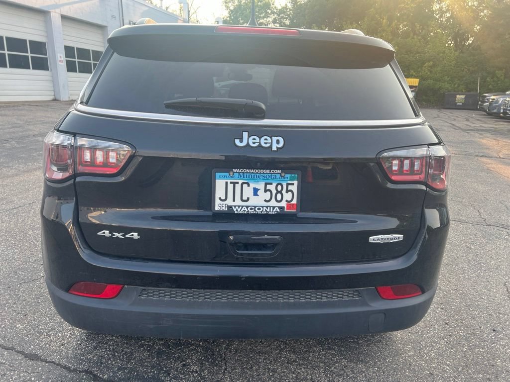 Used 2022 Jeep Compass Latitude w/ Convenience Group AWD/4WD image 5