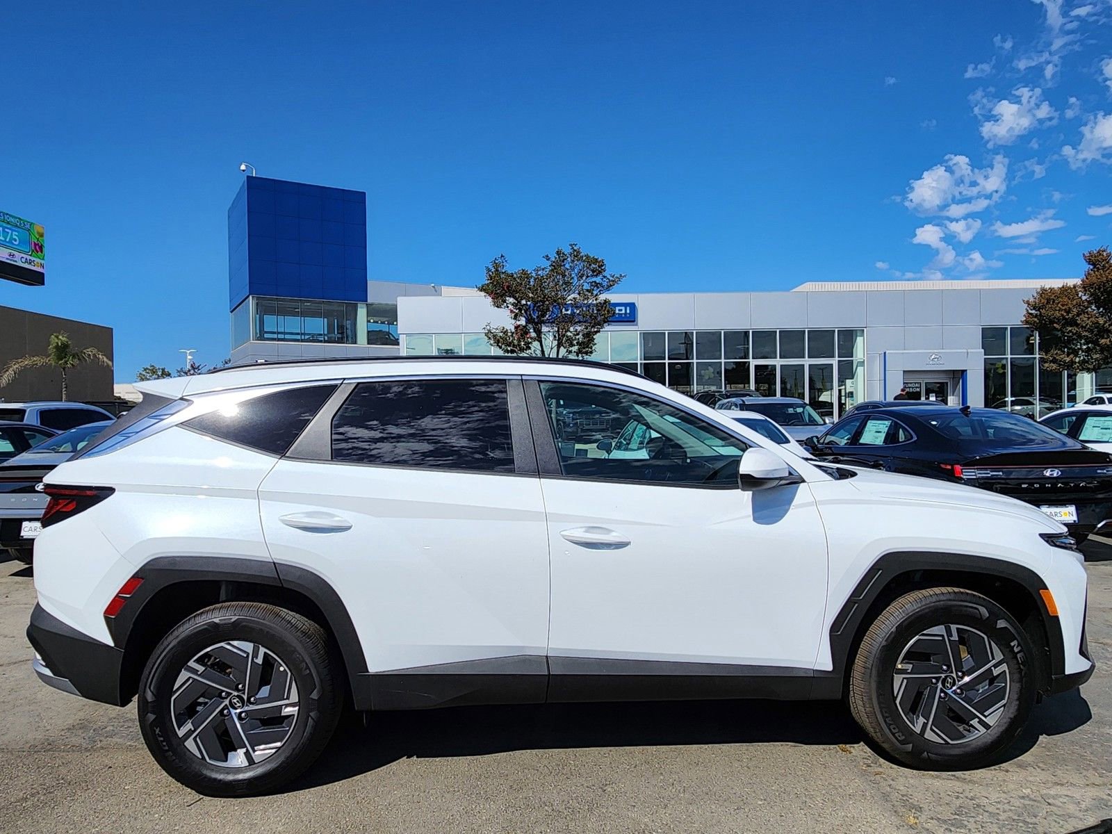 New 2025 Hyundai Tucson Blue image 8