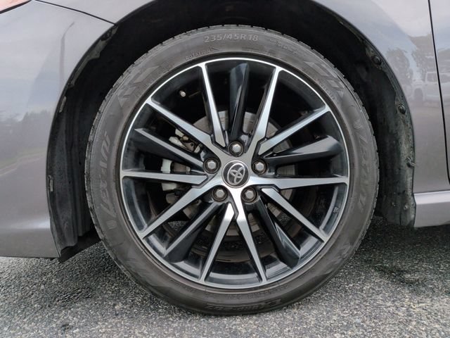 Used 2022 Toyota Camry SE FWD image 9