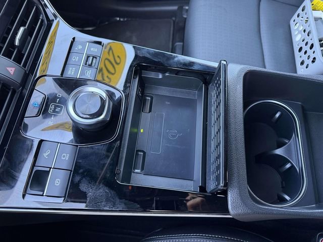 Used 2023 Subaru Solterra AWD image 20