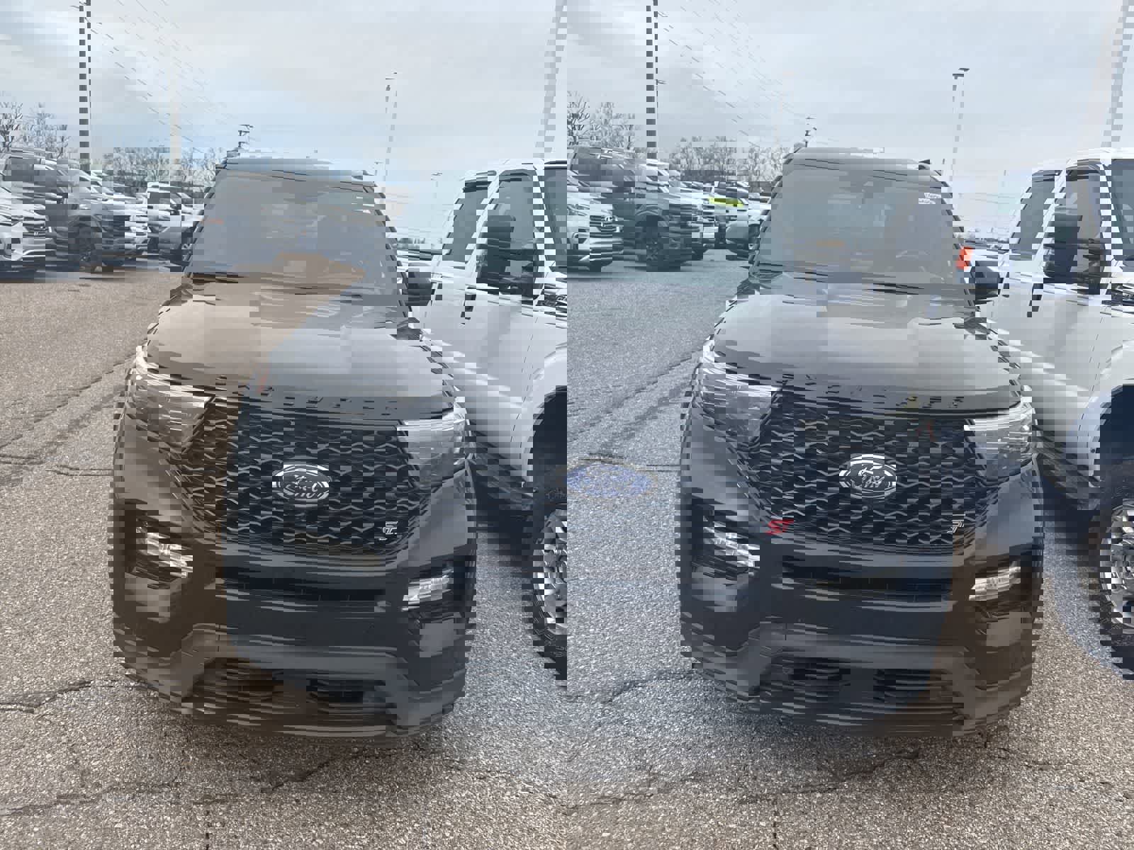 Used 2020 Ford Explorer ST w/ ST Street Pack image 4