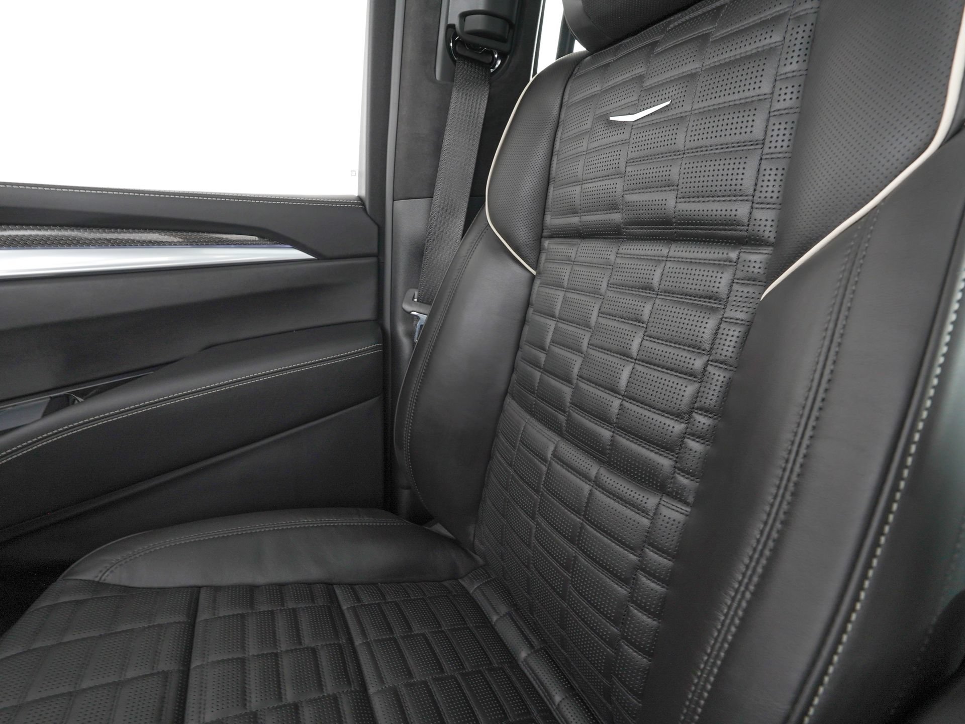 Used 2026 Cadillac Escalade V AWD/4WD image 31
