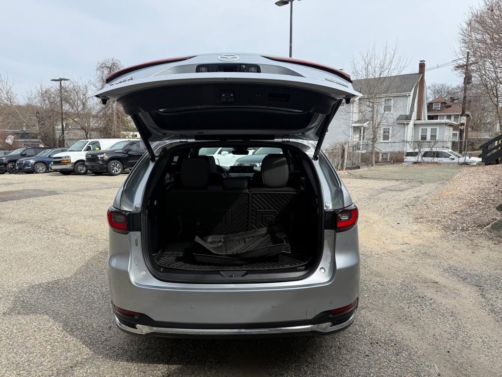 Used 2024 MAZDA CX-90 Plug-In Hybrid w/ Premium Plus image 4