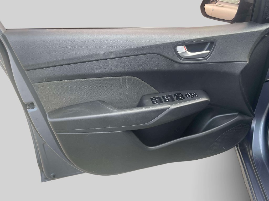 Used 2019 Hyundai Accent SEL FWD image 16