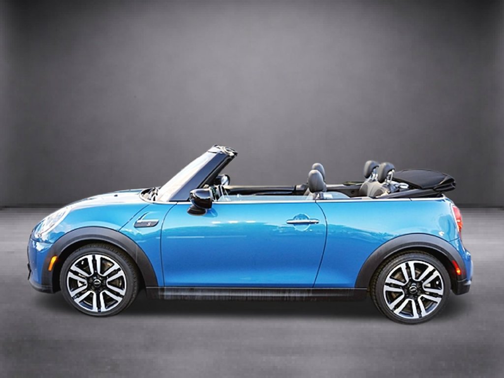 Used 2024 MINI Cooper S FWD image 9