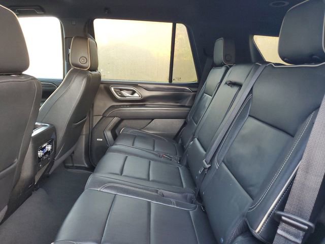 Used 2024 GMC Yukon SLT RWD image 10
