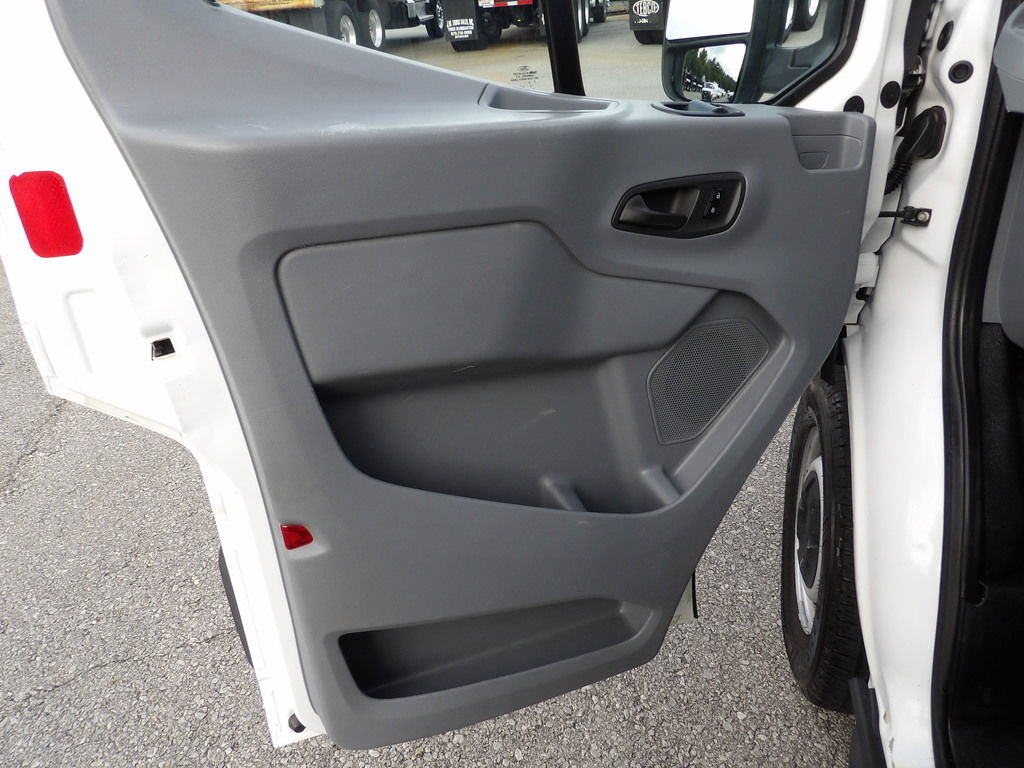 Used 2017 Ford Transit 250 138 RWD image 14