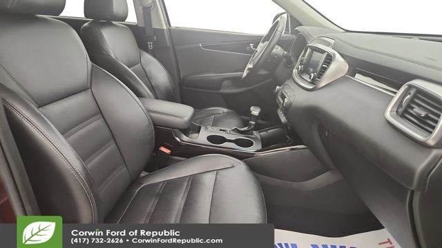 Used 2020 Kia Sorento EX image 25