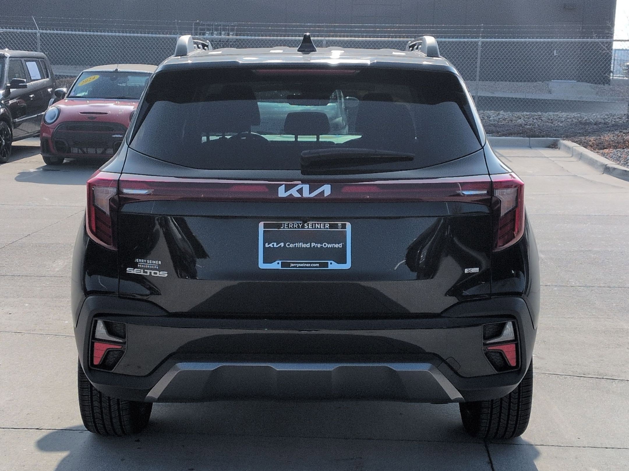 Certified 2024 Kia Seltos X-Line image 4