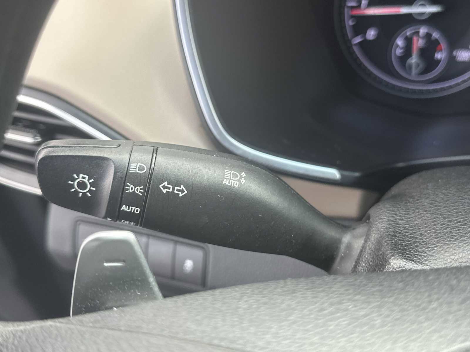 Certified 2022 Hyundai Santa Fe SEL image 21