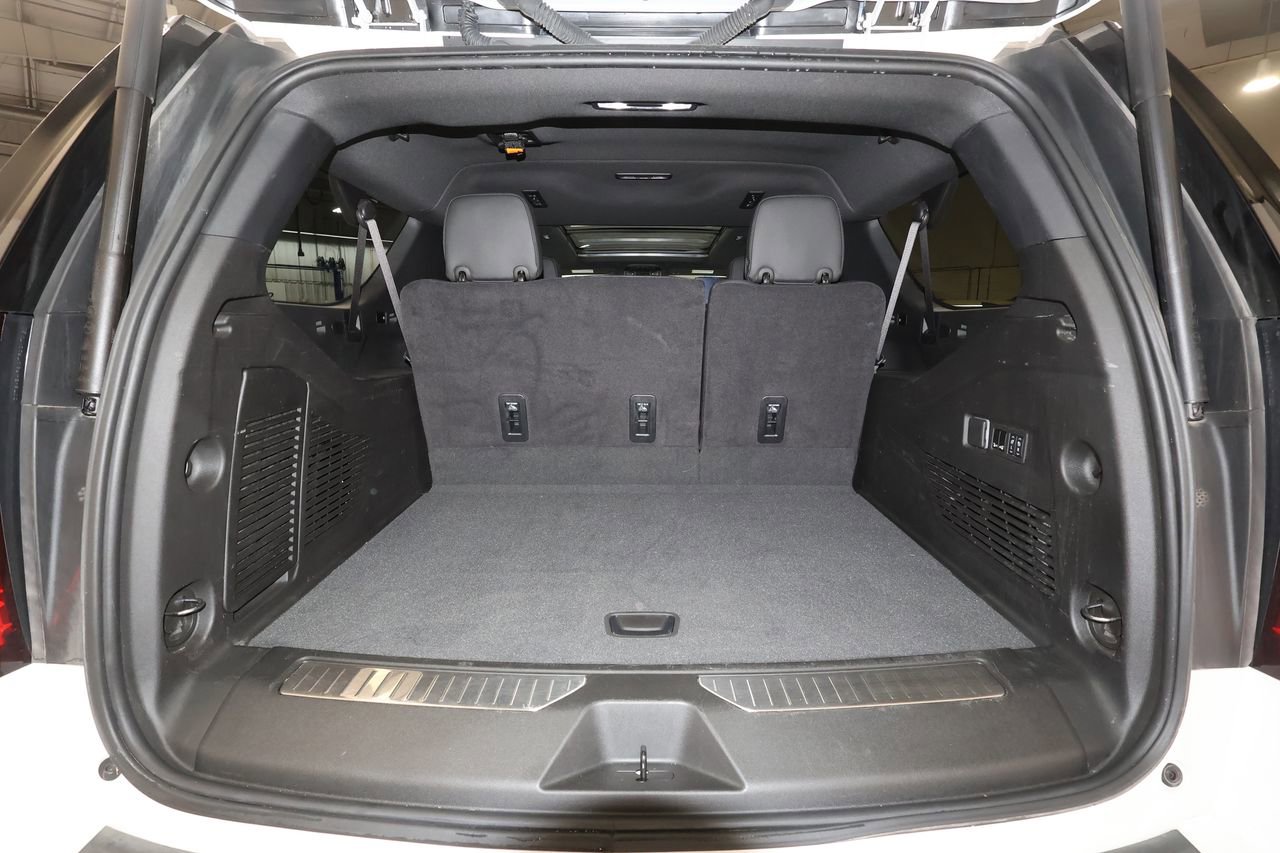 Certified 2024 GMC Yukon XL Denali w/ Denali Reserve Package image 26