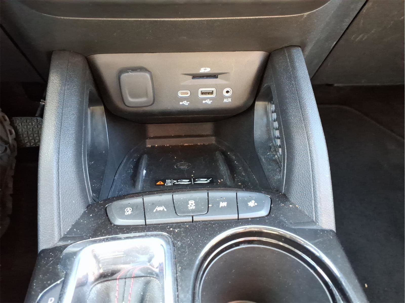 Used 2022 Chevrolet TrailBlazer RS w/ Technology Package image 22