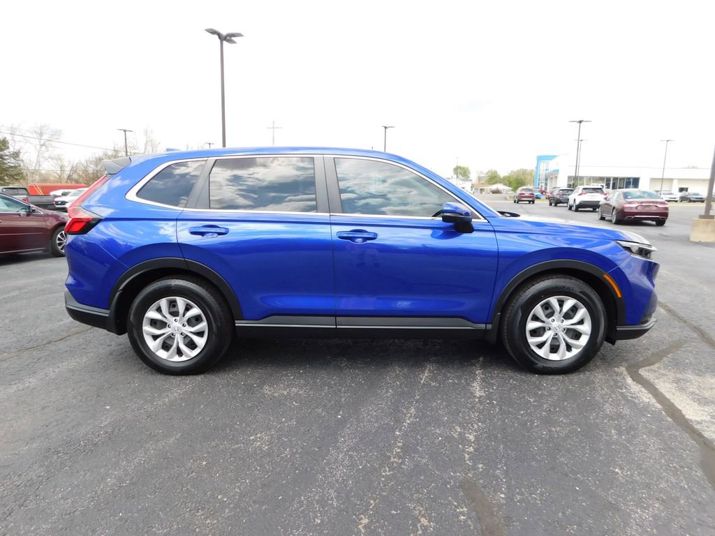 Used 2025 Honda CR-V LX image 2