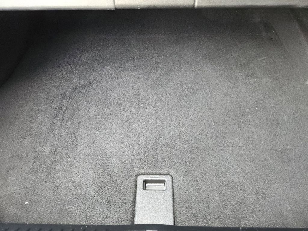 Used 2017 Mercedes-Benz C 300 Cabriolet image 33