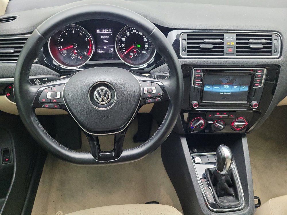 Used 2016 Volkswagen Jetta SEL w/ Lighting Package FWD image 22