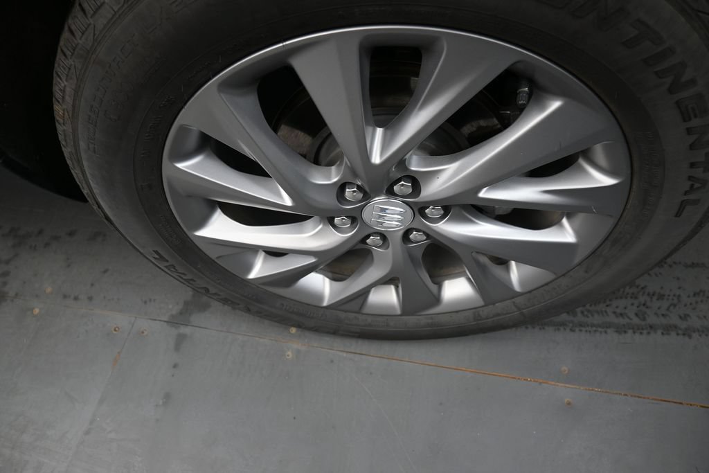 Used 2026 Buick Enclave Preferred AWD/4WD image 9