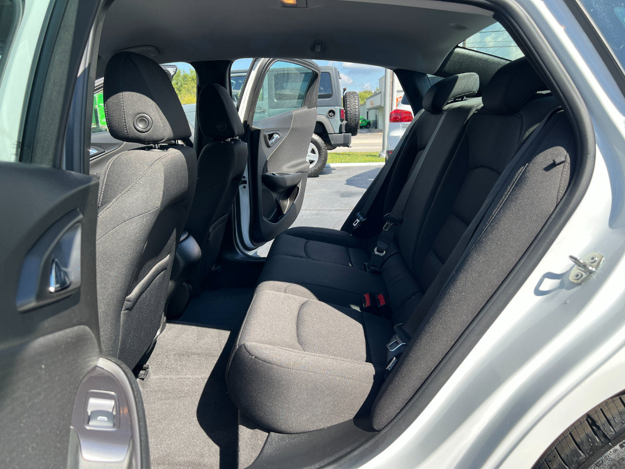 Used 2020 Chevrolet Malibu LS image 18